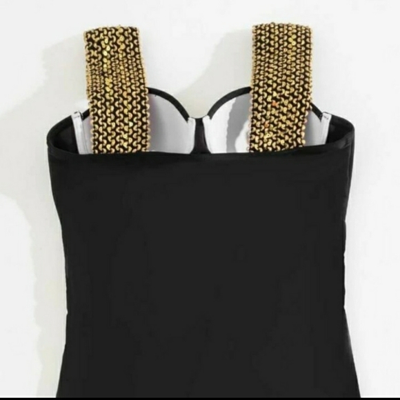 Black push up one piece swimsuit - Picture 8 of 9